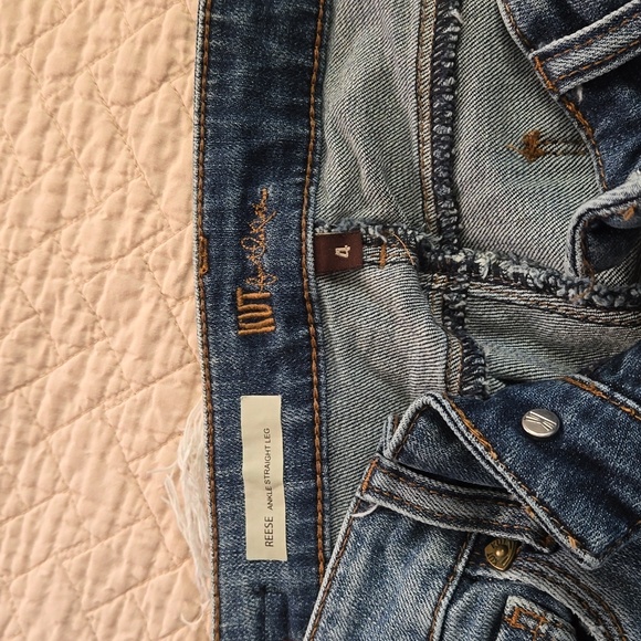 Kut Reese Ankle Straight Leg Raw Hem - Picture 2 of 6